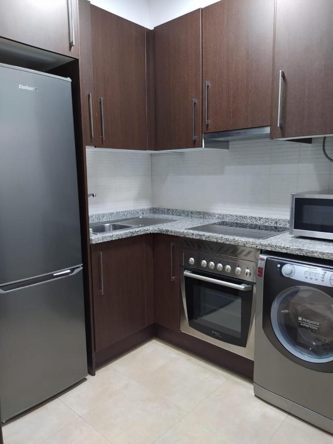 Casa Aurea-Apartamento Zona Antigua,Parking Y Wifi By Delabra Apartments Овиедо Екстериор снимка