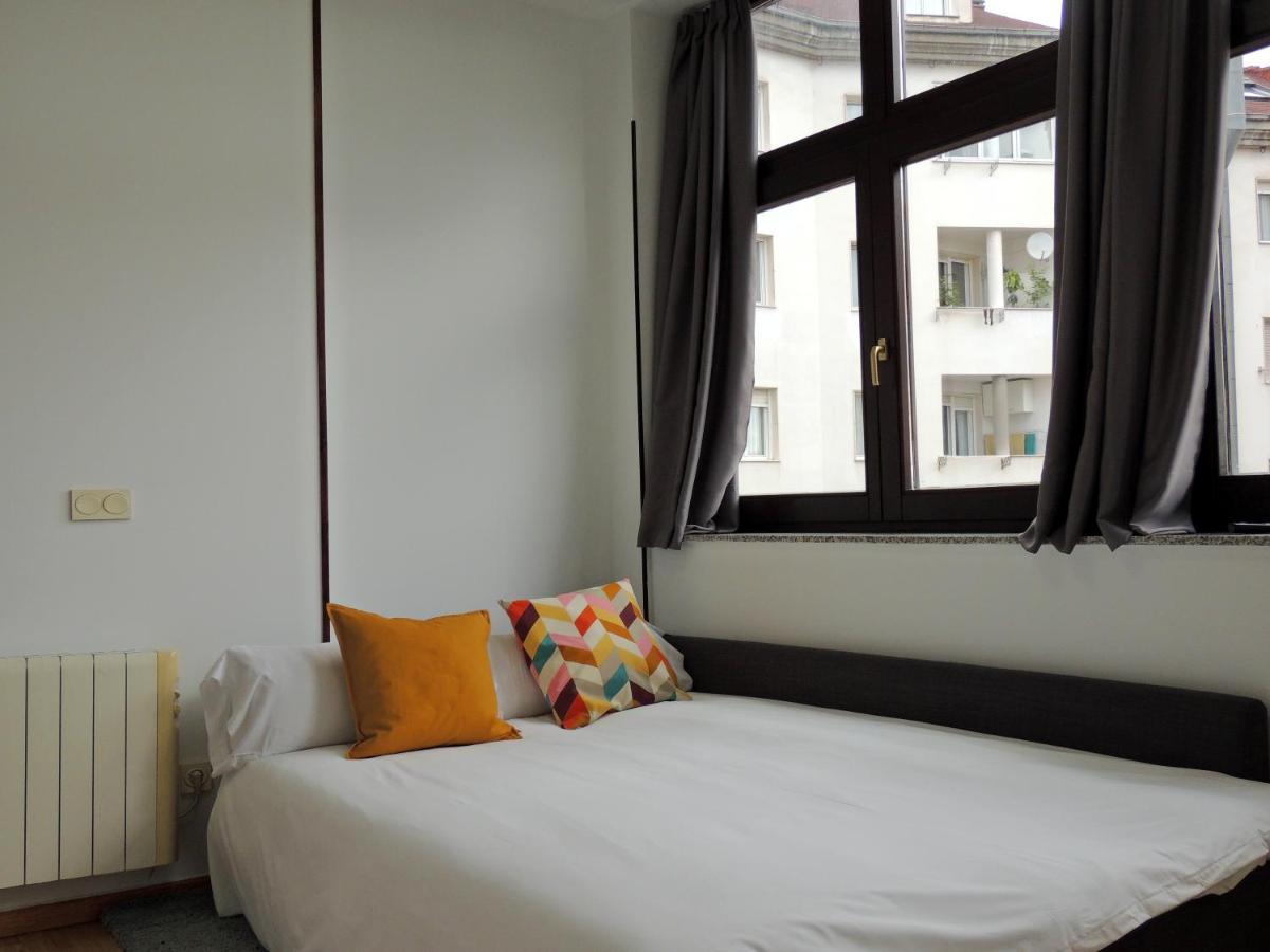Casa Aurea-Apartamento Zona Antigua,Parking Y Wifi By Delabra Apartments Овиедо Екстериор снимка